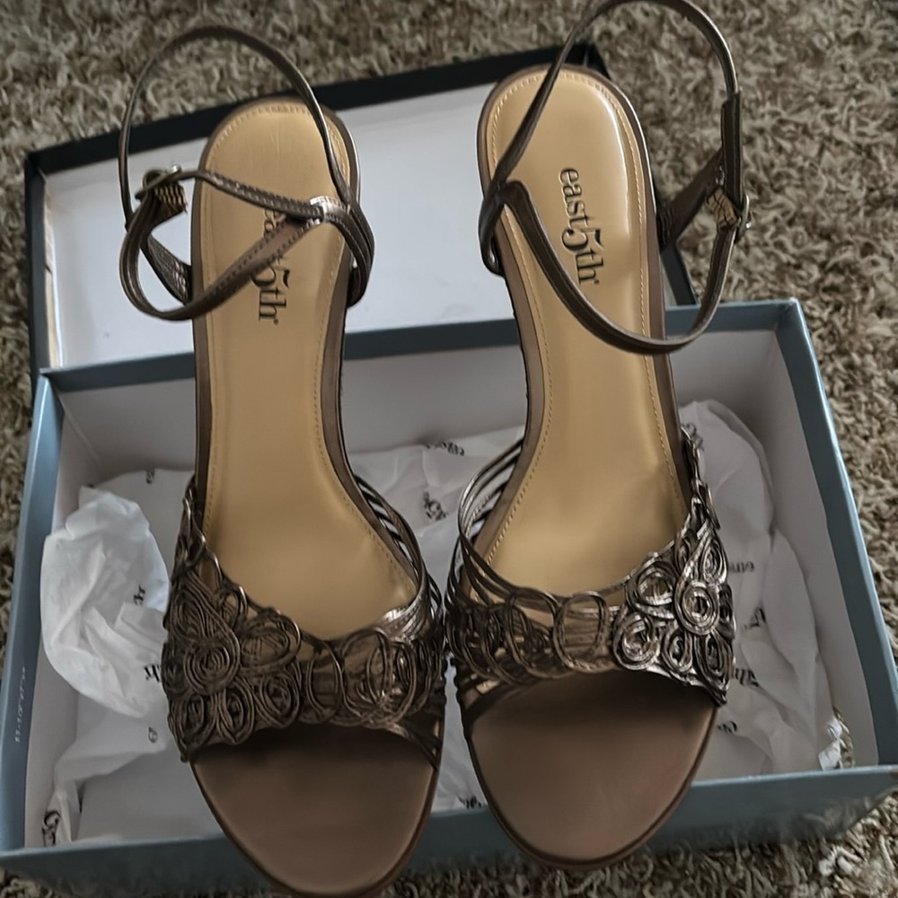 Brown wedges